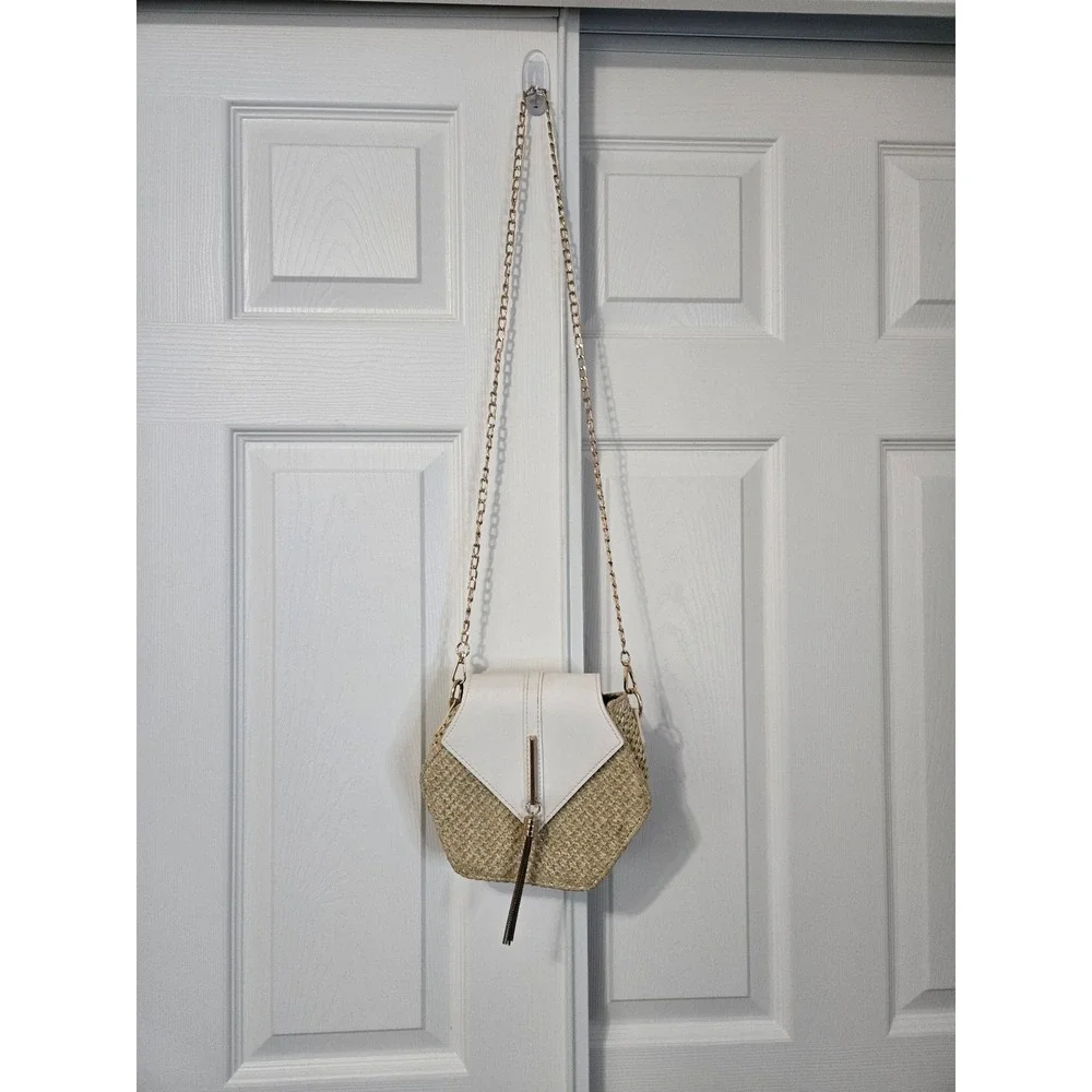 Woven Straw Hexagon Crossbody Bag White Faux Leather Flap Gold Tassel Chain